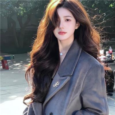 女税务员
